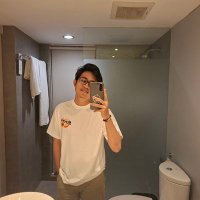 Yan (@bayimanusiaa) 's Twitter Profile