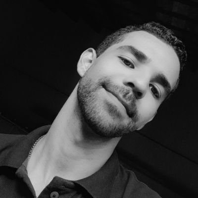 dihsnaps's profile picture. 