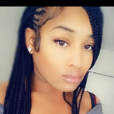 Evonnegisellee Profile Picture