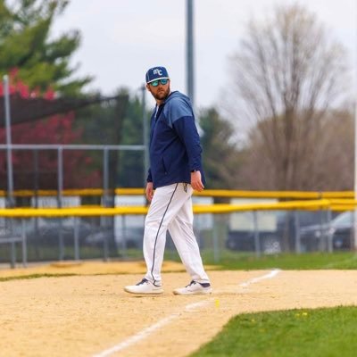 CSharp_33's profile picture. Aledo, IL | PE Teacher | #RollScots ⚾️ Go Cubs | IG: csharp_33