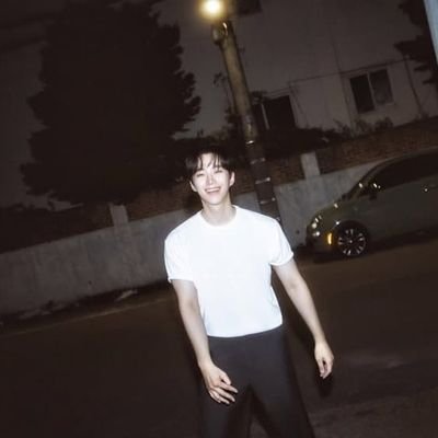 슈스👑건강하고 행복하게 하고싶은거
다하며 꽃길🌻상길🏆광고길📺만걷자
준호 덕분에 매일 행복 감동심해😍
잊가수님앨범💛이배우님필모💛다 응원해🎉캐셔로💰태풍상사🌐국내외 다 대박나고😆큰사랑받자💛늘 준호의해 준호의계절💛우리해💛25.8.18 새1인기획사 O3CLTV 설립🎊