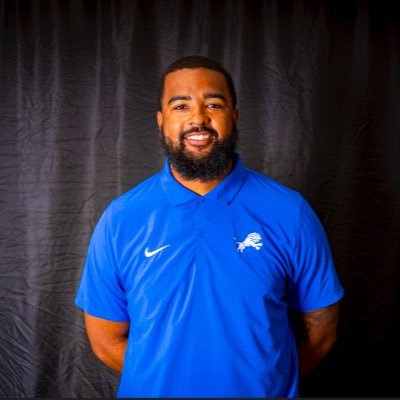 University of Oklahoma Alum. TJC Alum. Mesquite Horn Alum.|| Coach at Tyler High #CHAOSU‼️