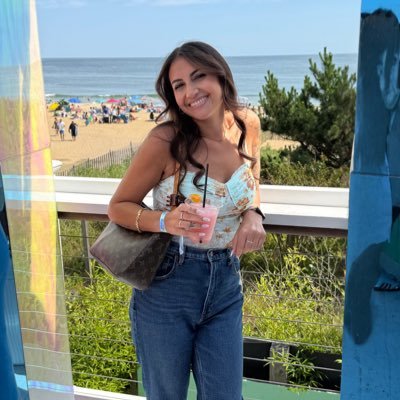 saramtimsah's profile picture. new account xoxo