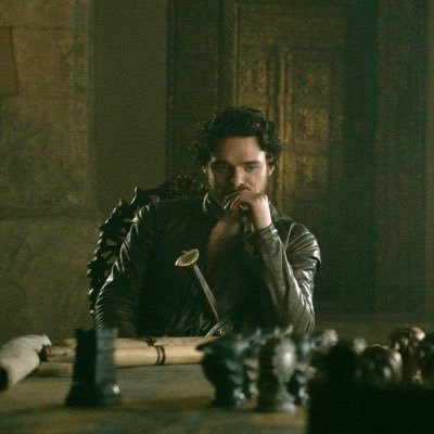 E_0mar's profile picture. 