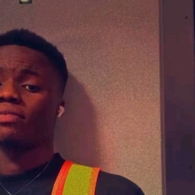 DESTINED FOR GREATNESS|
United ❤️
............
FOOTBALL | BANT | CRUISE|part time gadget vendor 📌