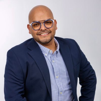 Servidor público. Puertorriqueño, negro, cuir, del caserío, trabajador social, activista, defensor DDHH 🏳️🌈