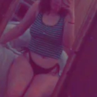 Just a chubby 23yr old😌
5’5-submissive brat, sometimes dom-MDNI!-I lovee compliments and attention-DMS OPEN