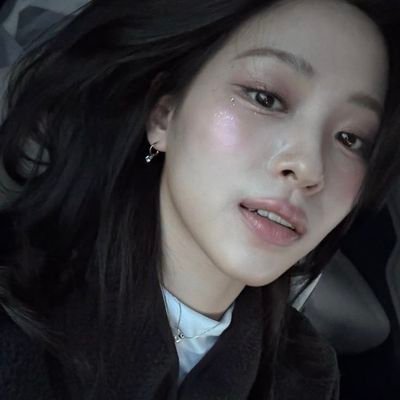 ₊˚⊹ ꒱
★ ! · ˙
— 🎧 !! 22 정인
──★ ˙ ̟ lesb ! wlw I'm dom