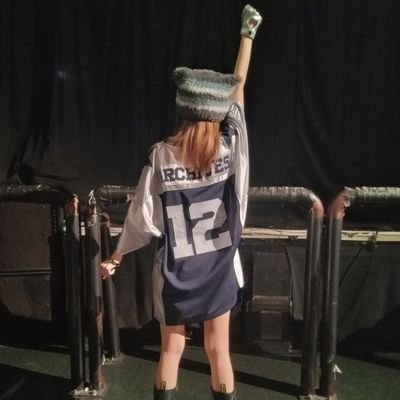 122367s's profile picture. 楽しいを更新

半分メンバー

B.O.L.Tだよっ💢