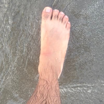 Pies de hombre. Velludo. Pedidos especiales al DM