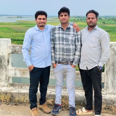प्रकृति प्रेमी
जोहार
“जीवन के किसी भी क्षेत्र में सफलता पाने के लिए ज्ञान सबसे तेज़ और सुरक्षित रास्ता है। ʼʼ
