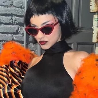 undertrolo's profile picture.