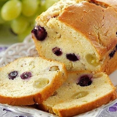 SaraLee532121's profile picture. Self-proclaimed foodie who believes the best memories are made around the table.