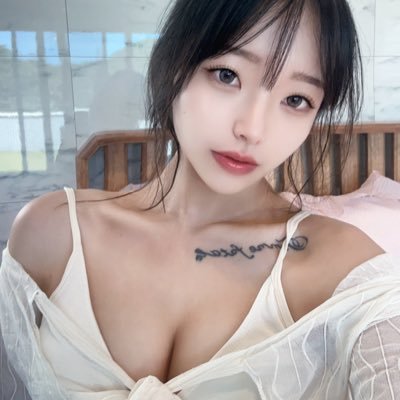 instagram: hari_04_s / Tiktok: 04_yj1 / 만약 이 계정 정지 먹으면 틱톡영상으로 다시 만들어서 알려드릴께여