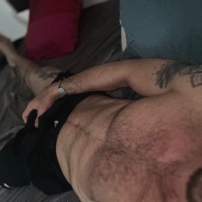 Alaintheroom's profile picture. 🫶🇨🇺❤️