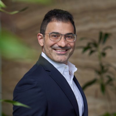 AI Strategy Platform: Digital twins of your competitors and customers to target market gaps, model the best scenarios and strategy execution roadmaps