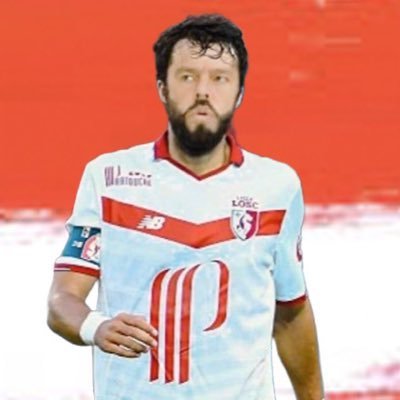SportsmenLillois🔴⚪️⚜️Technicien en effets spéciaux selon le comico de Lille. Montages réalisés via le GSM. Fournisseur de PP sur Twitter #NoelOSC 🎥📺📚🎧🍺⚽️
