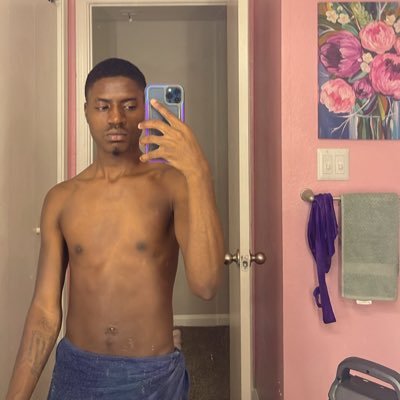 Fb:Emanuel isaiah and emanuel jones Gay💙💜🤪🌈