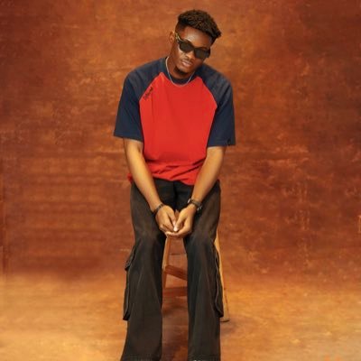 iamseniga's profile picture. Frontend Developer & a Talent Manager PROJECTS: https://t.co/MilhSNxsBQ | FIND ME 💐🌴: https://t.co/o9ePpN2zpG