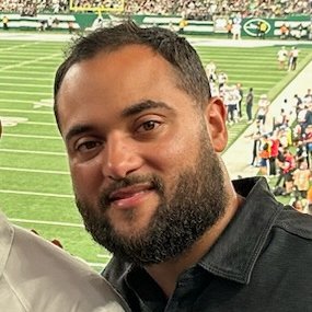 _b_lun's profile picture. Find Joy in All Things