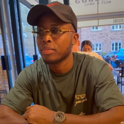 Fashionista// Fashion_styling// Entrepreneur// Critical thinker// IG: ogbeni_morio