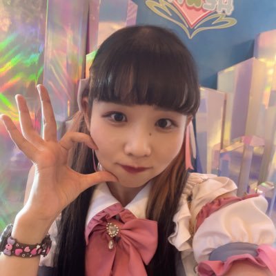 ハートオブハーツでお給仕してます♡ 新人メイドの…꒰꒰めい꒱꒱🌱です!アイドル(わーすた,イコラブ,,,etc.)が好きです🤍✨木漏れ日のお庭から来たので”ほんわか”してます〜🪽✨ (DM×)