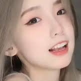 DavinaS21840045's profile picture. 