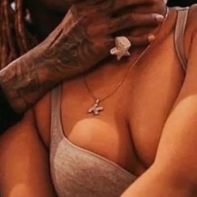 🇺🇸 🇱🇷 💍Couple //👩🏽❤️👨🏽 // onlyfans ; fvcken.envy // 👅 🥵(call us E&J if you like), 22 & 25.