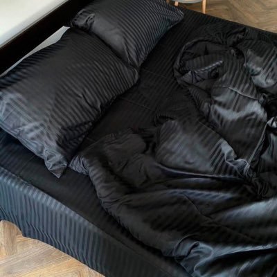 Pure cotton and silk Beddings, customized bathrobe, pillows, Duvet, blankets, Ashewo shorts,curtains and all beddings accessories https://t.co/iU8rG3shbo