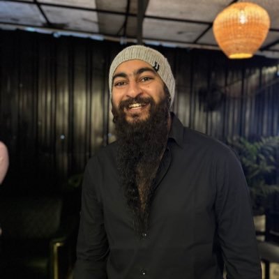 jassijap's profile picture. Aspiring Marine Biologist, Bibliophile, And also chill, but not on Netflix @vsicmb @TIFRScience @Sydney_Uni