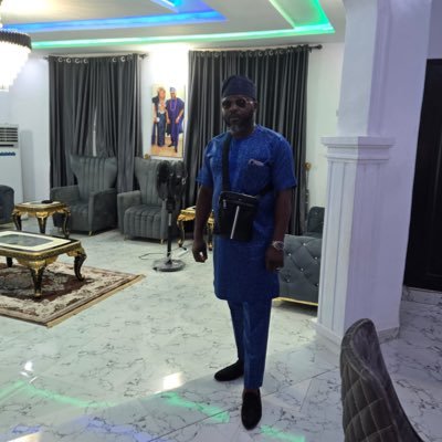 Husband |Building engineer | Pro Nigeria 🇳🇬| Arsenal |Ekiti Son.