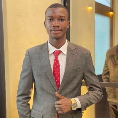 Journaliste indépendant,
Activiste Panafricaniste,
Analyste Politique congolais,
DG du médias en ligne konsoafrika . 🇨🇩