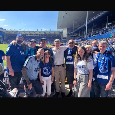 Adam_efc1998's profile picture. UTFT