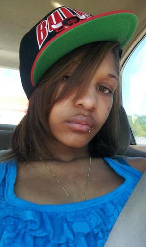 U dont kno me i kno me bitch
#teamlesbian #teamlonghair #teamgoodpussy #teamgemini #getmoney