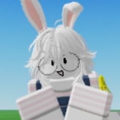 | Former Artist 🥀 | she/her | Discord: lilysqueakybun | Roblox: TwinkleXwX |