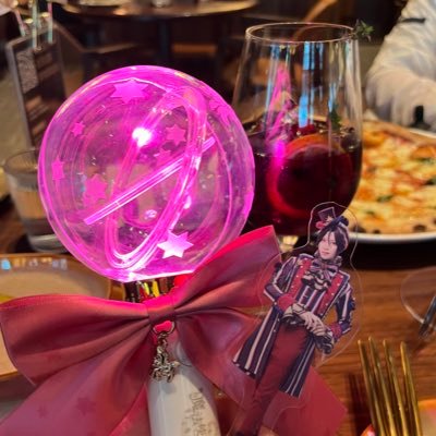 lyuu6_luokuo's profile picture. 20 ↑ ｜ip無錫｜💜山田ジェームス武さん｜ﾒｻｲｱ(🗡§§｀・ω・´)🗡ｷﾘ｜まほやく(🍷)｜tkrb🌌🗡️｜舞台幻水12/7昼夜｜皆さんと友達になれたら嬉しいです☺️