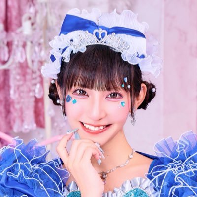 可愛いって言わないと呪う!(@kawanoro_info) ♕ 98 & Co.所属 ♕ ティアラブルー担当👑💙♕ ぽんこつプリンセス👸🏻♕ ミスいちご🍓 ♕ あまあま声 ♕ 八重歯 ♕ 現役看護師💉 褒めて伸びる子ねねたんっ(՞っ ̫ _՞)♡#姫ねねに診てもらいたい