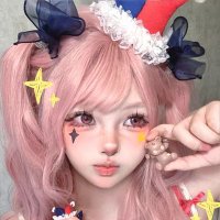 Prilly (@floxssive) 's Twitter Profile