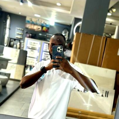 Music Lover 🎧🎼🎸⭐️Man City 🔥SPANZY GH TEAM $GOOD THOUGHTS ALWAYS 💪Love what is called Peace ♥️🙏