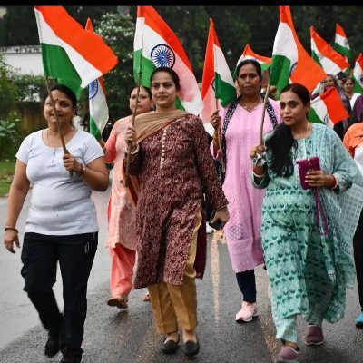 gujarat_raksha's profile picture. A journalist. RTs not endorsement.