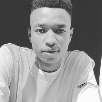 brand_draco1's profile picture. Student📚🎓 | @LFC + @FCBARCELONA fan | Chevrons🏏 | Music fanatic