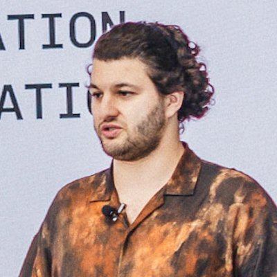 Game Theory for Startups + running the World's biggest Tech Games Network https://t.co/VIcYQZVjrX
Prev:
- Maths PhD @unioxford
- #3 @wintermute_t
- 1x Exit https://t.co/b2dUTVfdFh