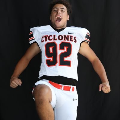 Class of '28 | 6' 195lbs | TE/DE | 5.1 sec 40