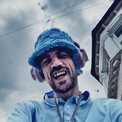 CommittedSchizX's profile picture. Absolutely Schizophrenic Needy in a Sweetheart Way Trust issues with My ImaginaryFriendships DropDeadFred off his meds saying I’ll be Your date to Phoebe Cates