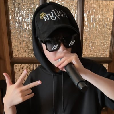 ⭐︎テアトルアカデミー名古屋校 ⭐︎NHK名古屋児童劇団⭐︎仕事⇨ドラマ、舞台、WEB、CM、映画、モデル他 ⭐︎🌟ダンス選抜「schritt」 メンバー🌟YouTube→https://t.co/zFbF1YIZVS☆母&本人管理 ※お仕事のご依頼はテアトルアカデミー名古屋まで🌟