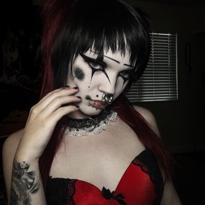 ⋆.𐙚˚Your Favorite Goth Slut! → MDNI | LGBQT+ | Genderfluid | Switch | They/She/He |