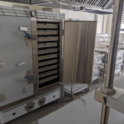 Designer specializing in sheet metal, stainless steel furniture, and commercial kitchen equipment. Creating professional CAD drawings for industrial and interio