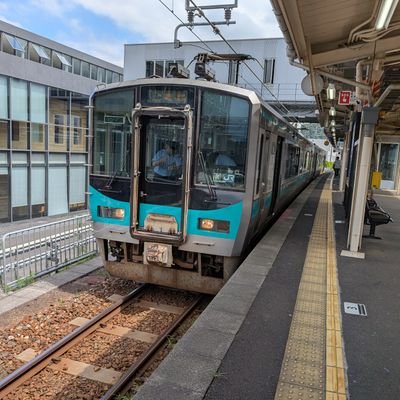 #元JW一世 です。同性愛と精神的疲労故に自ら不道徳行為を行い自白して排斥されました。私は未だ1914年の預言等 #マイコン されていて自分が滅びようとハルマゲドンを待ち望んでいましたが最近自分の信じていた事がことごとく崩れて行っています。#二世三世の人との溝 もあり正直どうして良いのか…