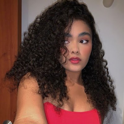 NickyNicolle19's profile picture. 