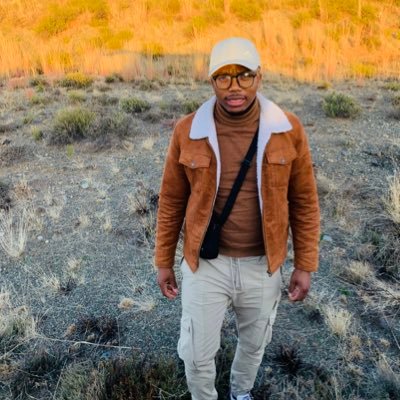 Sivemapekula's profile picture. I like people who have independent minds because they tend to make you see problems from all angles